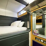 Otel Yotelair Amsterdam Schiphol Transit Amsterdam Airport Schiphol