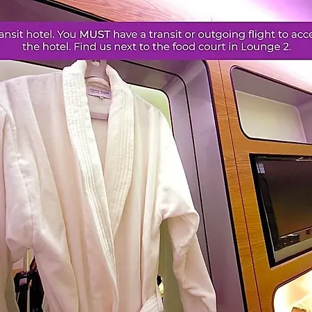 Yotelair Amsterdam Schiphol Transit Hotell Amsterdam Airport Schiphol