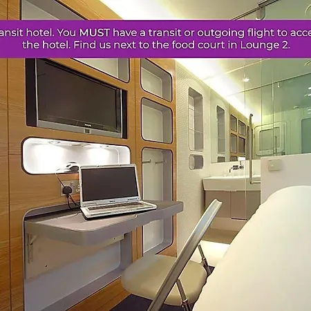 Yotelair Amsterdam Schiphol Transit 3*