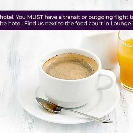 Yotelair Amsterdam Schiphol Transit Hotell