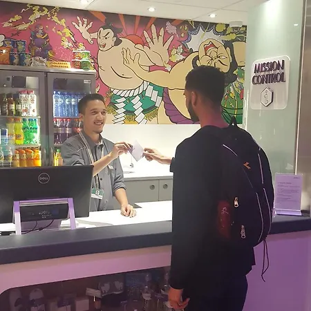 Yotelair Amsterdam Schiphol Transit 3*