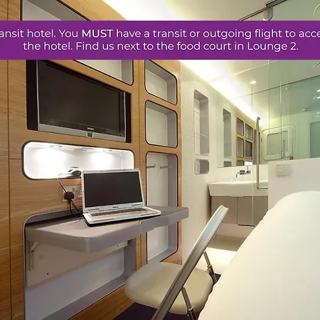 Yotelair Amsterdam Schiphol Transit 3*