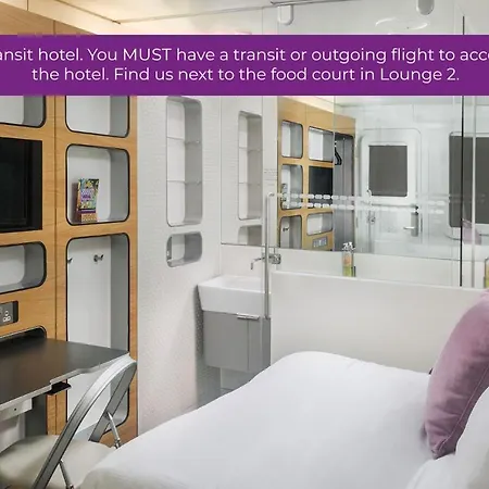 Yotelair Amsterdam Schiphol Transit 3*