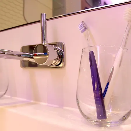 Szálloda Yotelair Amsterdam Schiphol Transit 3*