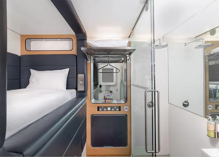 Hotel Yotelair Amsterdam Schiphol Transit