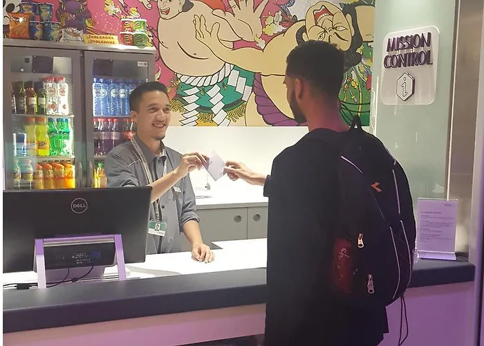 Yotelair Amsterdam Schiphol Transit 3*