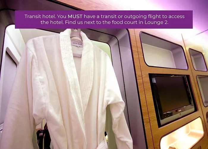 Hotel Yotelair Amsterdam Schiphol Transit 3*