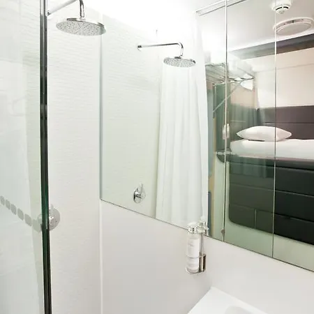 Yotelair Amsterdam Schiphol Transit Amsterdam Airport Schiphol