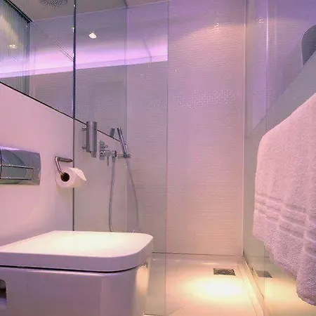 Yotelair Amsterdam Schiphol Transit Hotel